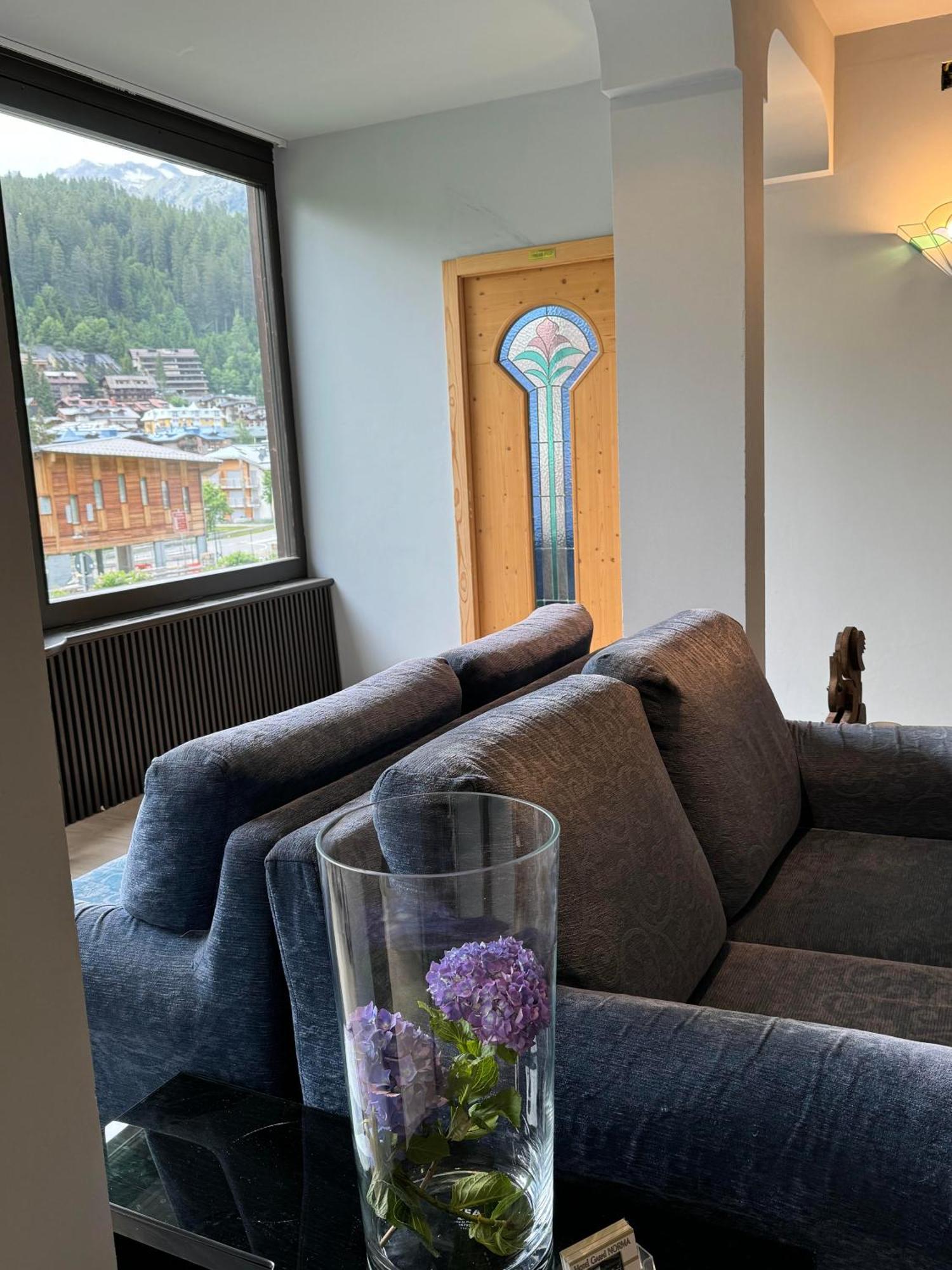 Hotel Garni Norma Madonna Buitenkant foto